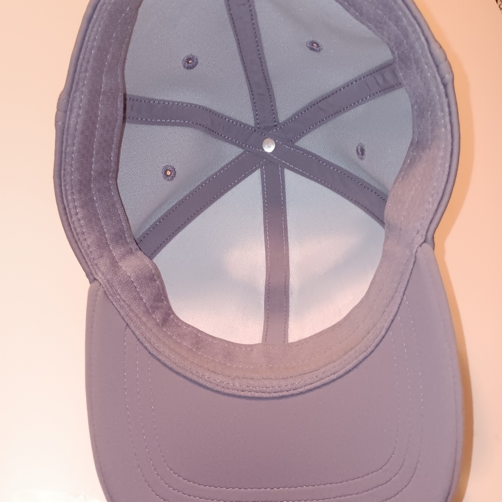 Lululemon Adjustable Hat Gray Color Preowned Exce… - image 6